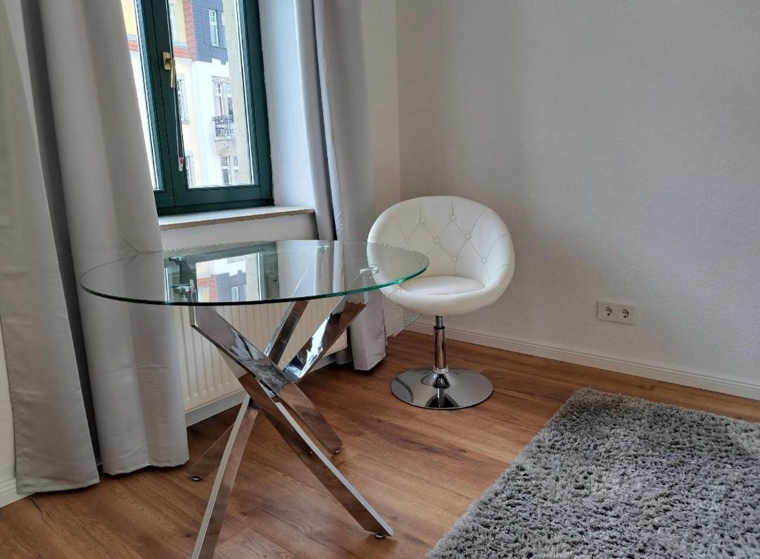 Stilvolle Ferienwohnung Дрезден Екстериор снимка