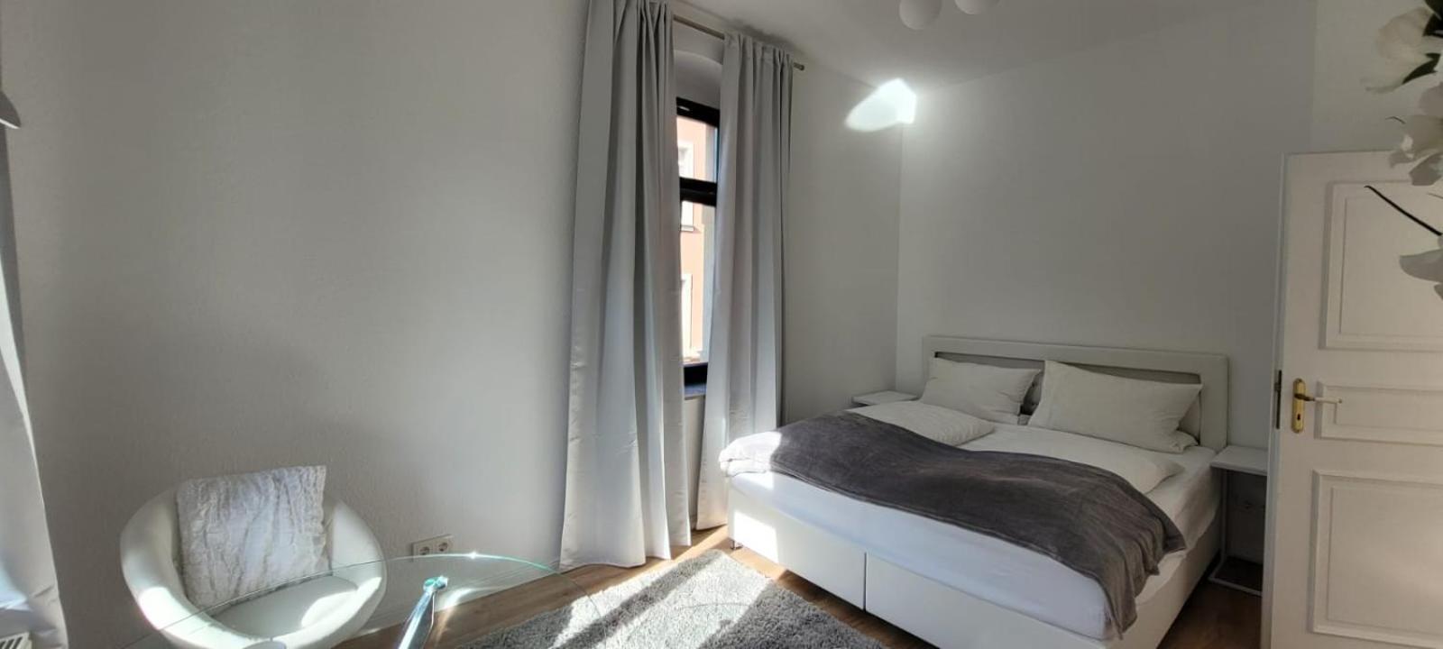 Stilvolle Ferienwohnung Дрезден Екстериор снимка
