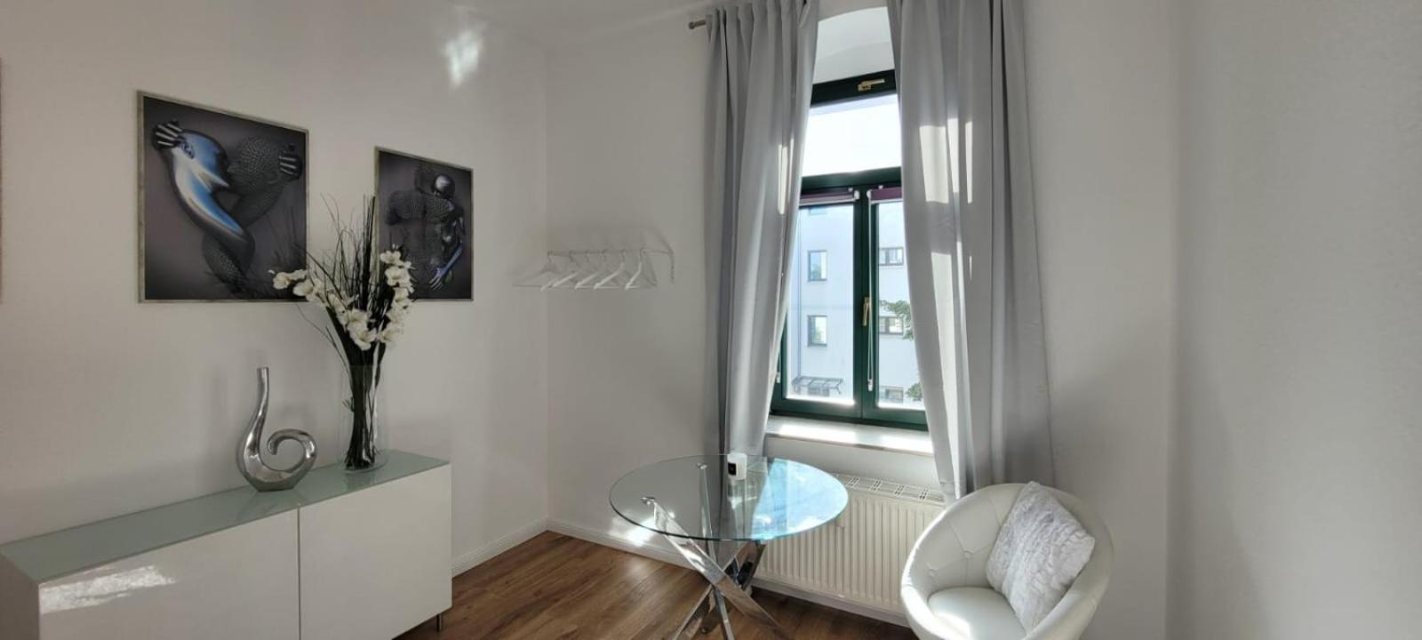 Stilvolle Ferienwohnung Дрезден Екстериор снимка